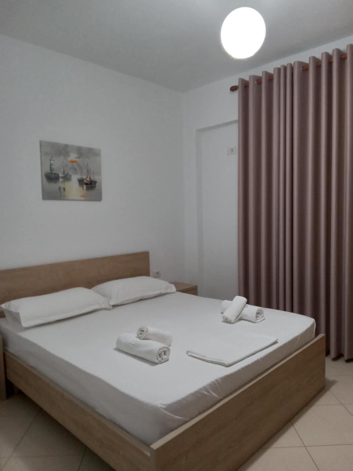 Caldera Vista Apartaments Sarandë Eksteriør billede